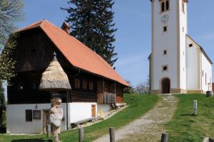 Dramlje, sv. Uršula_Oblak